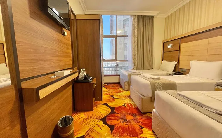 Al Mokhtara Diamond (4)