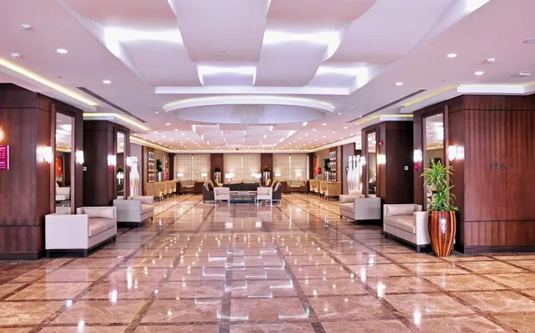 Crowne Plaza Hotel Madinah (8)