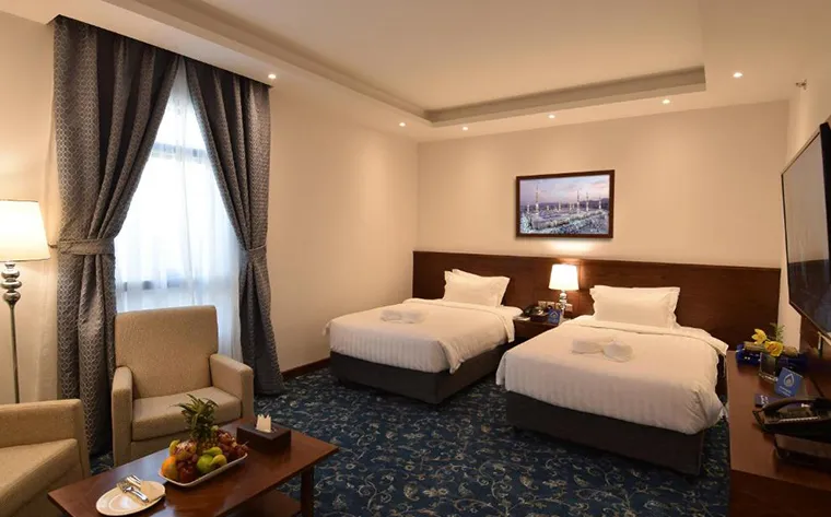 Zaha Al Munawara (3)