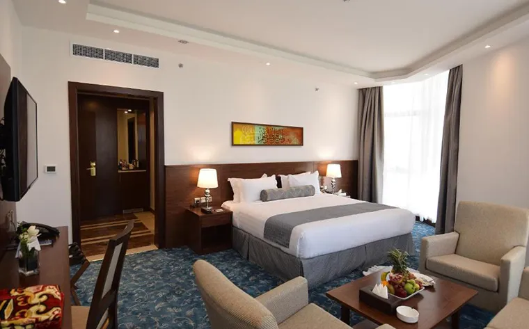 Zaha Al Munawara (9)