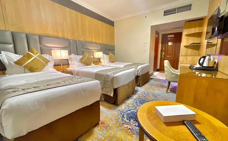 Zowar International (2)