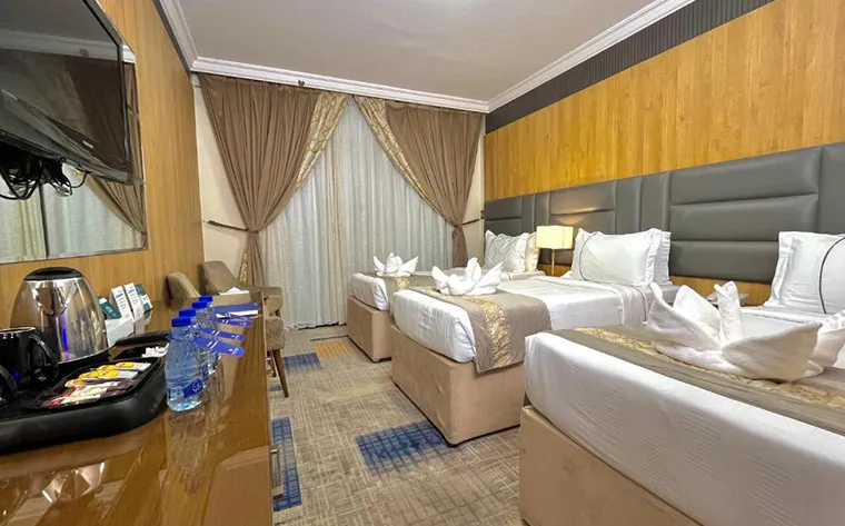 Zowar International (4)